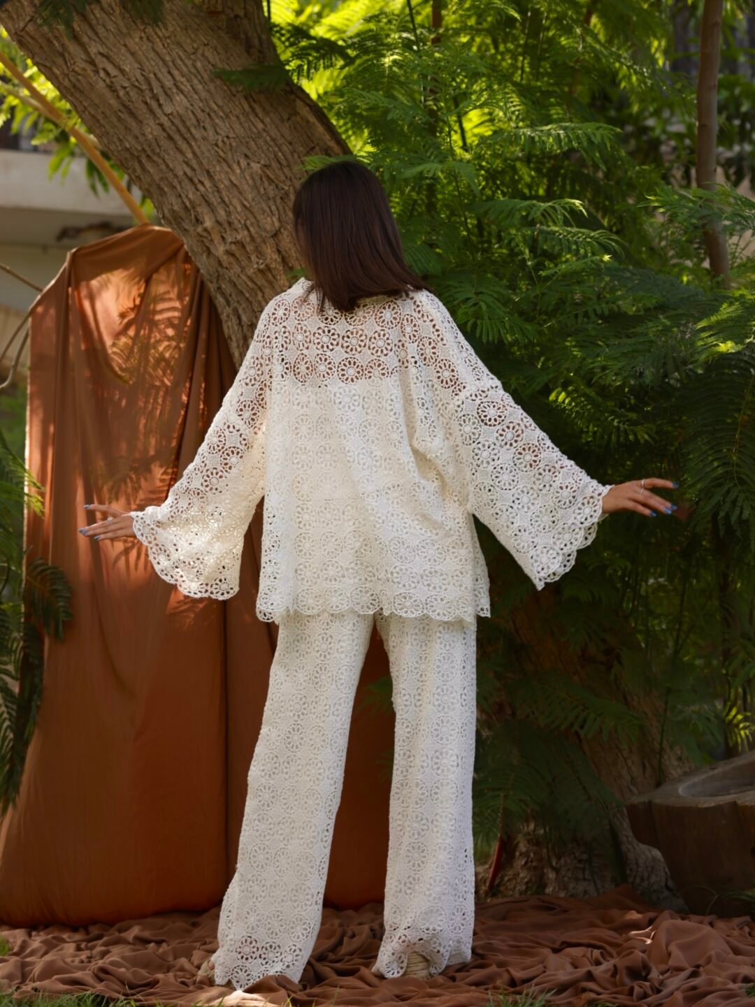 Ivory Lace Set - Image 3